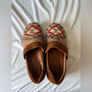 BORN Bailie Clog | size 8W